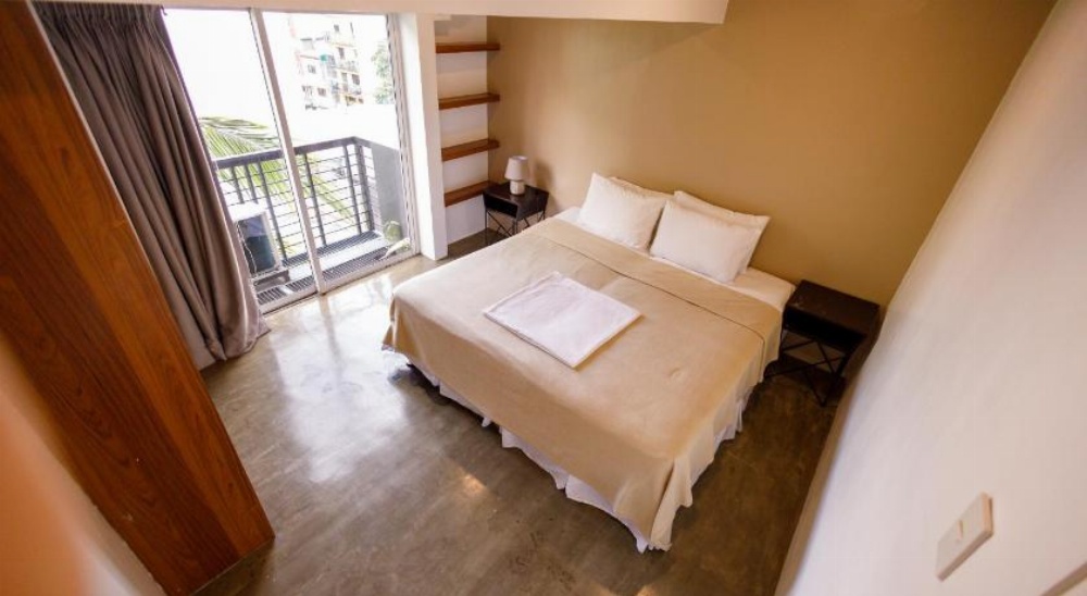5880 Enriquez Residences Image 14